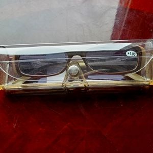 Reading +1 power  Sunglasses in case